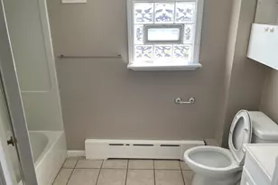 714 Broadway Ave, Melrose Park, IL 60160 - Photo 15