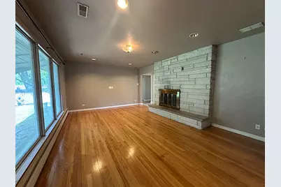 7216 Leonard Drive, Darien, IL 60561 - Photo 3