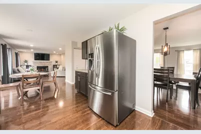 2043 Winchester Trail, Romeoville, IL 60446 - Photo 11