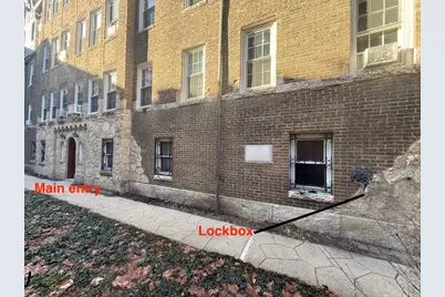 2333 W Farwell Avenue #2S, Chicago, IL 60645 - Photo 11