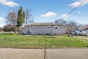 26203 W Grand Ave, Ingleside, IL 60041 - Photo 19