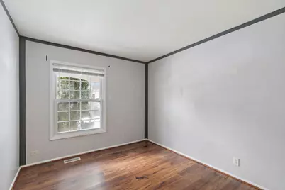 213 Villa Road, Streamwood, IL 60107 - Photo 7