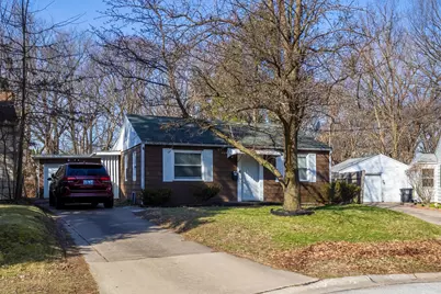 1103 37th St Ct, Moline, IL 61265 - Photo 1