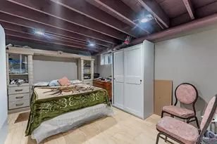 7533 N Ridge Blvd, Chicago, IL 60645 - Photo 29