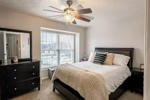 223 Huntington Ct, Shorewood, IL 60404 - Photo 13