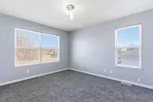 1824b Country Hills Dr, Yorkville, IL 60560 - Photo 11