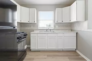 1824b Country Hills Dr, Yorkville, IL 60560 - Photo 7