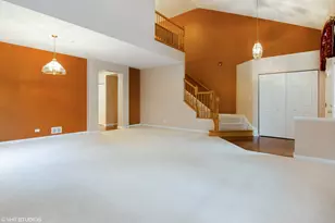 285 Seaton Ct, Lake Zurich, IL 60047 - Photo 3