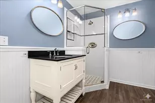 219 Old Oak Ct W, Buffalo Grove, IL 60089 - Photo 11