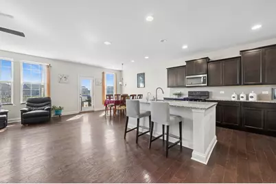 24 Beverly Lane, Hawthorn Woods, IL 60047 - Photo 3