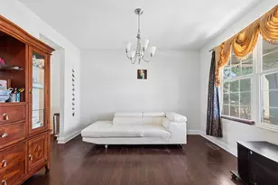 24 Beverly Ln, Hawthorn Woods, IL 60047 - Photo 9