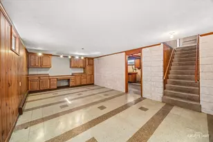 39W258 Seavey Rd, Batavia, IL 60510 - Photo 11