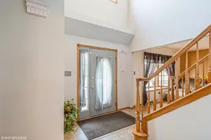 17406 Lathrop Ave, Hazel Crest, IL 60429 - Photo 3