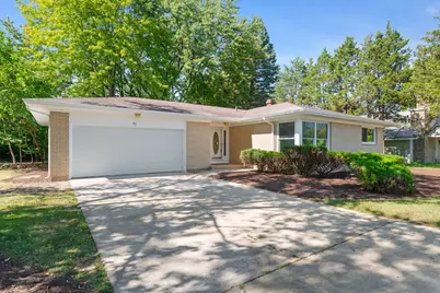 92 N Airlite Street, Elgin, IL 60123 - Photo 3