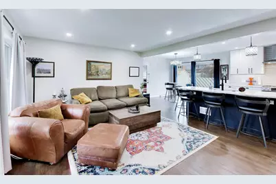 108 W Sunset Road, Mount Prospect, IL 60056 - Photo 5