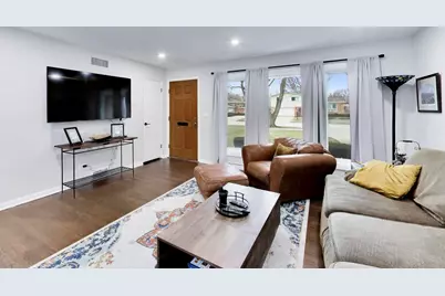 108 W Sunset Road, Mount Prospect, IL 60056 - Photo 7