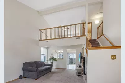 900 Symphony Drive, Aurora, IL 60504 - Photo 3