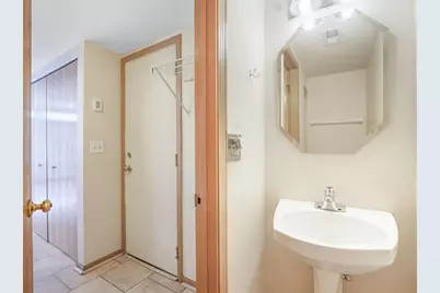 900 Symphony Drive, Aurora, IL 60504 - Photo 11