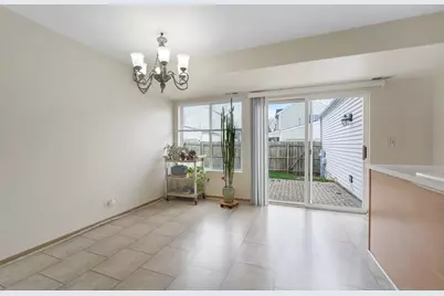 900 Symphony Drive, Aurora, IL 60504 - Photo 9