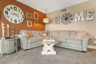 13362 Foxglove Ln, Winnebago, IL 61088 - Photo 5