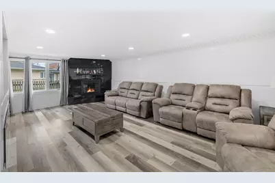 4 Waverly Court, Park Forest, IL 60466 - Photo 9