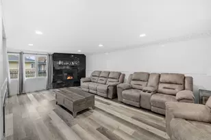 4 Waverly Ct, Park Forest, IL 60466 - Photo 9