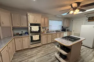 307 Tulip Cir, Matteson, IL 60443 - Photo 13