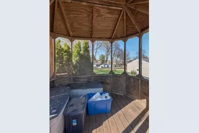 122 N Stott Street, Genoa, IL 60135 - Photo 29