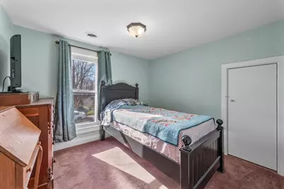 122 N Stott Street, Genoa, IL 60135 - Photo 17