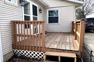 2409 Chestnut Ln, Morris, IL 60450 - Photo 3