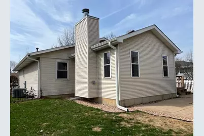 2409 Chestnut Lane, Morris, IL 60450 - Photo 5