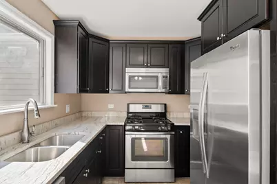 371 Le Parc Circle, Buffalo Grove, IL 60089 - Photo 7