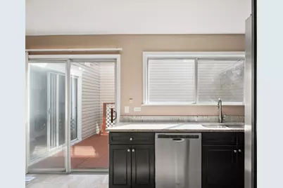 371 Le Parc Circle, Buffalo Grove, IL 60089 - Photo 9