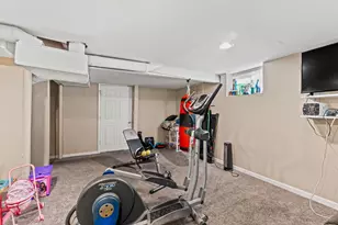 1915 Herbert Ave, Berkeley, IL 60163 - Photo 17