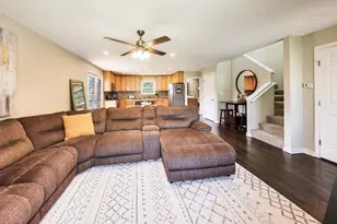 8842 S Talman Ave, Evergreen Park, IL 60805 - Photo 9