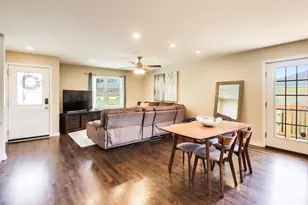 8842 S Talman Ave, Evergreen Park, IL 60805 - Photo 5