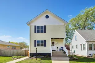 8842 S Talman Ave, Evergreen Park, IL 60805 - Photo 3