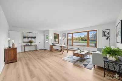 124 E Oak Knoll Drive, Hampshire, IL 60140 - Photo 7