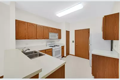 21246 W Crimson Court #21246, Plainfield, IL 60544 - Photo 9