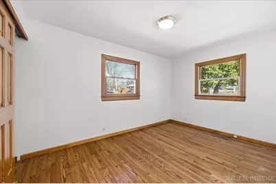 1717 S 5th Place, Saint Charles, IL 60174 - Photo 15