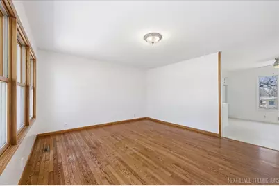 1717 S 5th Place, Saint Charles, IL 60174 - Photo 5