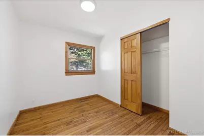 1717 S 5th Place, Saint Charles, IL 60174 - Photo 17