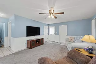 248 E Fremont St, Bement, IL 61813 - Photo 13