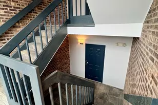 1482 Stonebridge Cir, Wheaton, IL 60189 - Photo 3