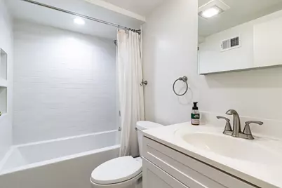 13200 W Heiden Circle #2111, Lake Bluff, IL 60044 - Photo 11