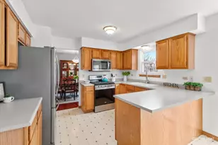 24150 Golden Sunset Dr, Plainfield, IL 60585 - Photo 5