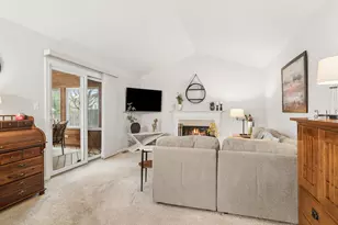 1172 Hummingbird Ln, Grayslake, IL 60030 - Photo 13