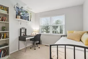 1172 Hummingbird Ln, Grayslake, IL 60030 - Photo 23