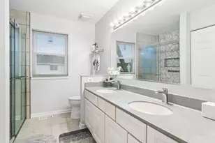 1172 Hummingbird Ln, Grayslake, IL 60030 - Photo 21