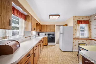 313 E Morningside Avenue, Lombard, IL 60148 - Photo 5